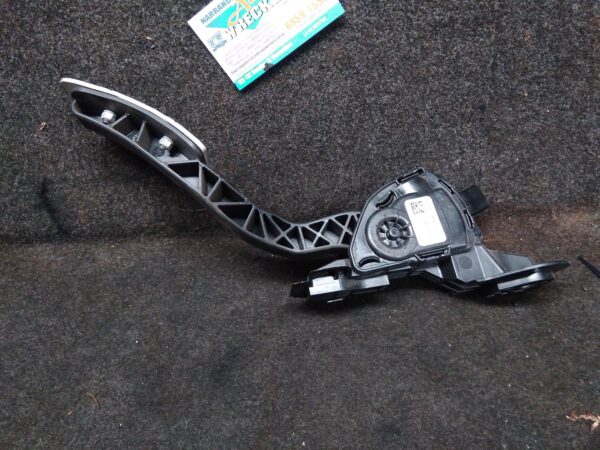 2008 MAZDA 6 PEDAL ASSEMBLY
