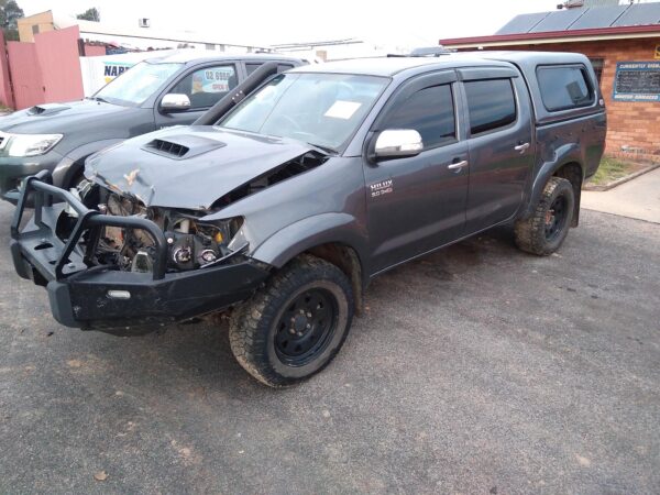 2014 TOYOTA HILUX FUEL SENDING UNIT