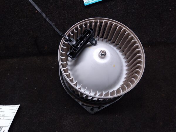 2015 HOLDEN COLORADO HEATER FAN MOTOR