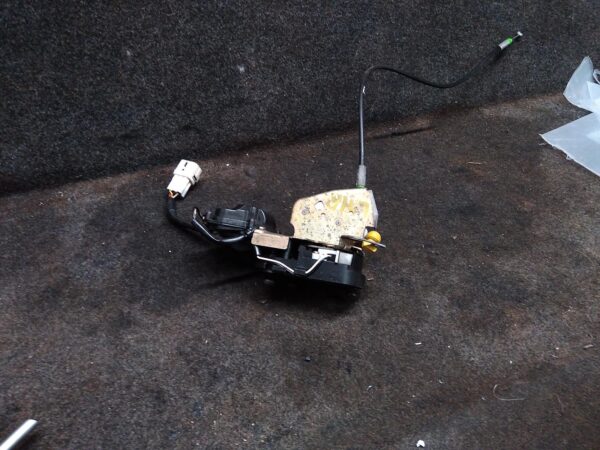 2004 FORD FALCON DOOR/BOOT/GATE LOCK
