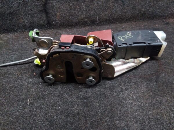 2005 HOLDEN COMMODORE DOOR/BOOT/GATE LOCK