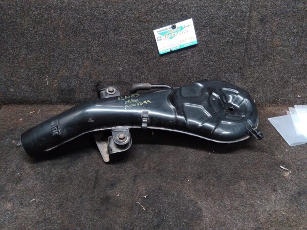 1996 TOYOTA HILUX AIR CLEANER DUCT/HOS