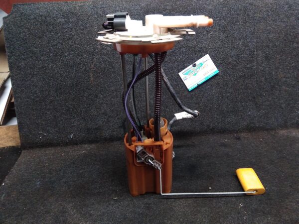 2005 HOLDEN COMMODORE FUEL SENDING UNIT
