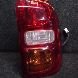 2004 TOYOTA RAV4 Right Taillight
