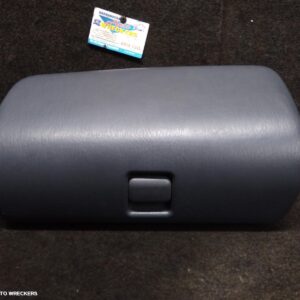 1999 TOYOTA HILUX Glove Box