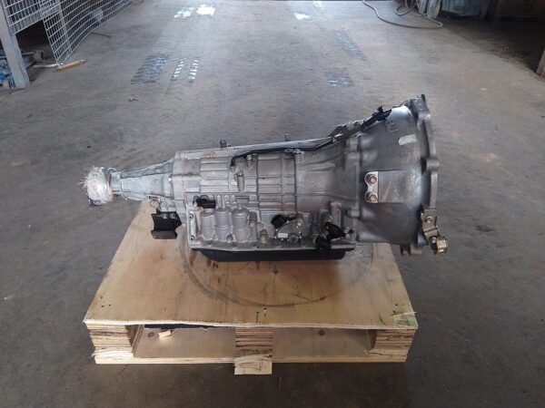 2011 TOYOTA HILUX TRANS/GEARBOX