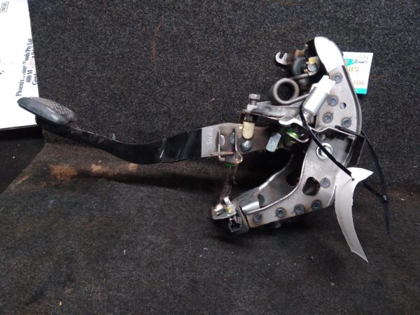 2018 TOYOTA HILUX PEDAL ASSEMBLY