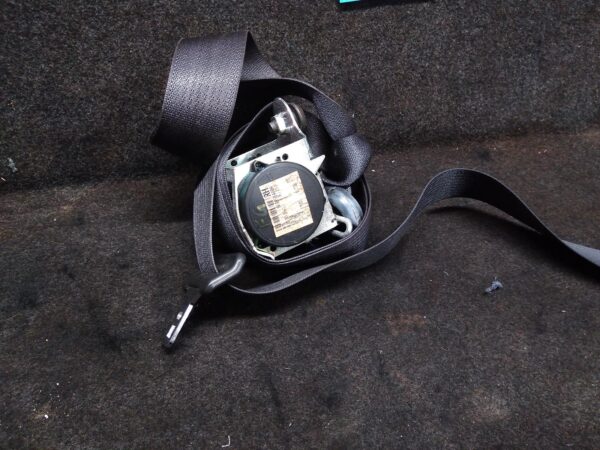 2010 FORD FALCON Seatbelt/Stalk