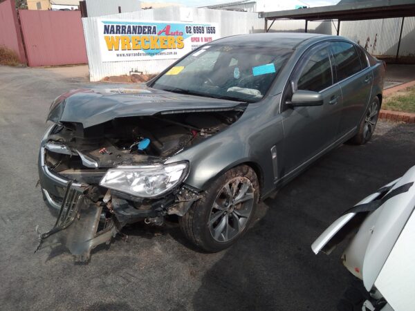 2014 HOLDEN COMMODORE RIGHT HEADLAMP