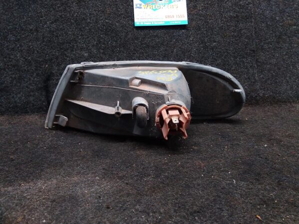 2000 HOLDEN COMMODORE RIGHT INDICATOR/FOG/SIDE