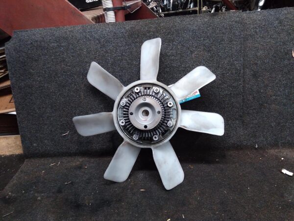 1996 TOYOTA HILUX FAN
