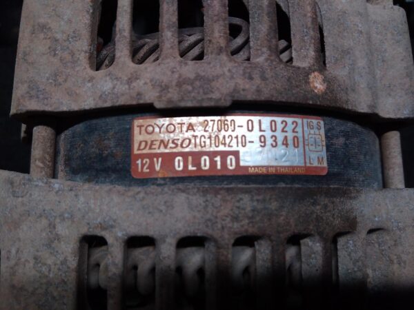 2014 TOYOTA HILUX ALTERNATOR