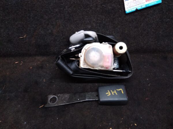 2002 TOYOTA COROLLA SEATBELT/STALK
