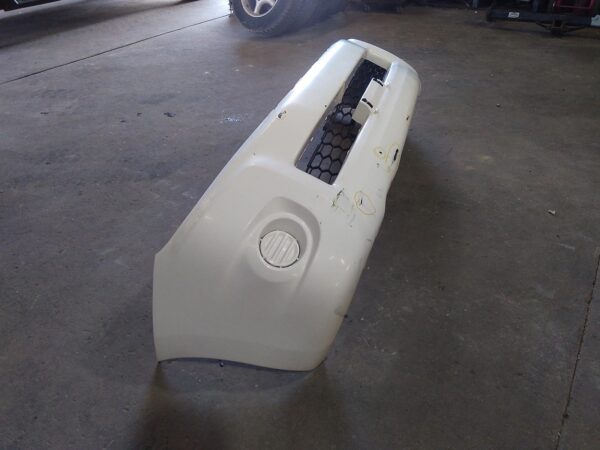 2011 TOYOTA HILUX FRONT BUMPER