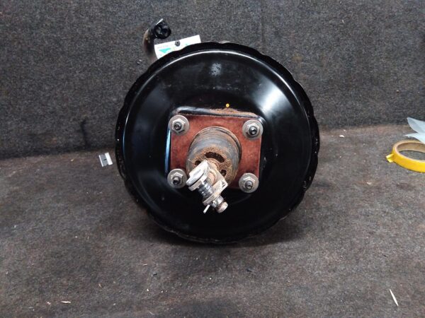 2012 TOYOTA HILUX BRAKE BOOSTER