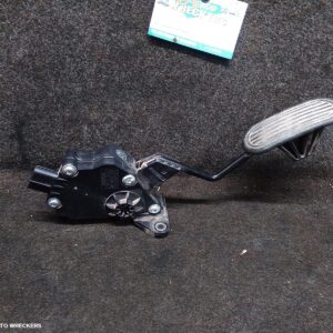 2017 TOYOTA HILUX Pedal Assembly