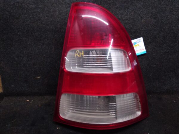 2002 TOYOTA COROLLA RIGHT TAILLIGHT