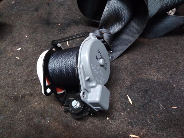 2016 NISSAN XTRAIL Seatbelt/Stalk