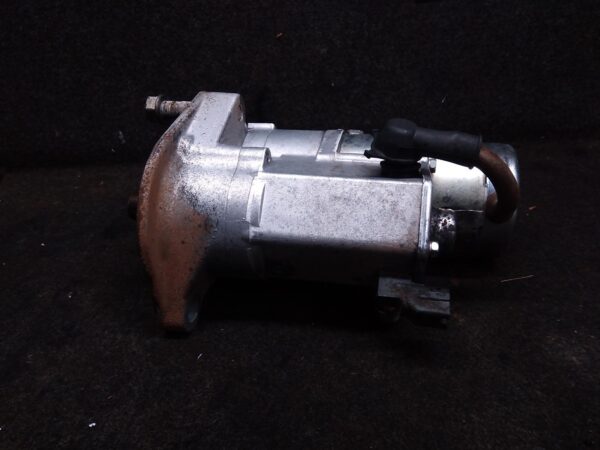 2011 TOYOTA HILUX Starter