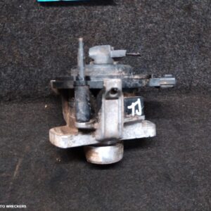 2000 MITSUBISHI MAGNA Distributor