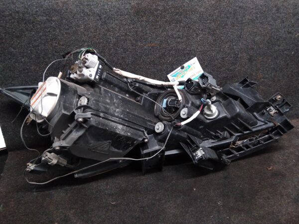 2008 MAZDA 6 LEFT HEADLAMP