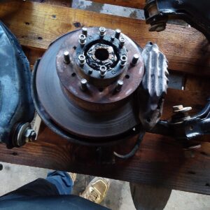 1999 TOYOTA HILUX Right Front Hub Assembly