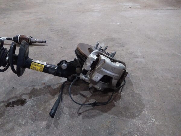 2016 HOLDEN BARINA LEFT FRONT HUB ASSEMBLY