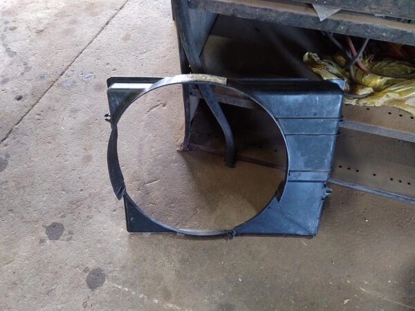 1996 TOYOTA HILUX FAN SHROUD