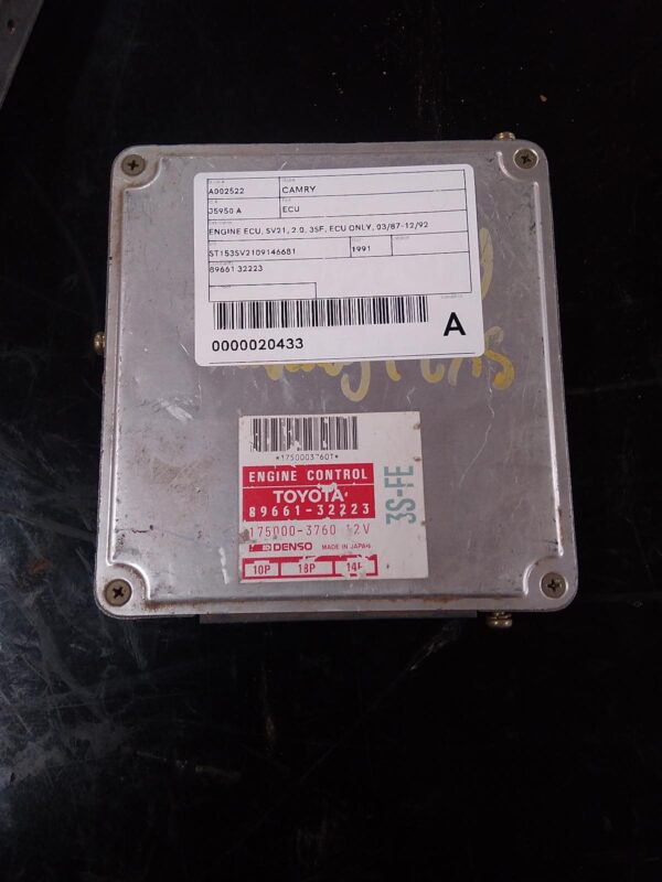 1991 TOYOTA CAMRY ECU
