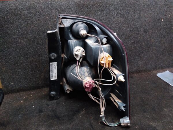 2005 FORD TERRITORY LEFT TAILLIGHT