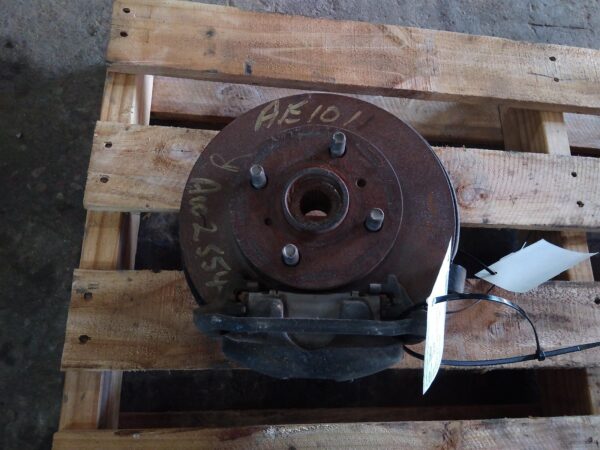 1999 TOYOTA COROLLA RIGHT FRONT HUB ASSEMBLY