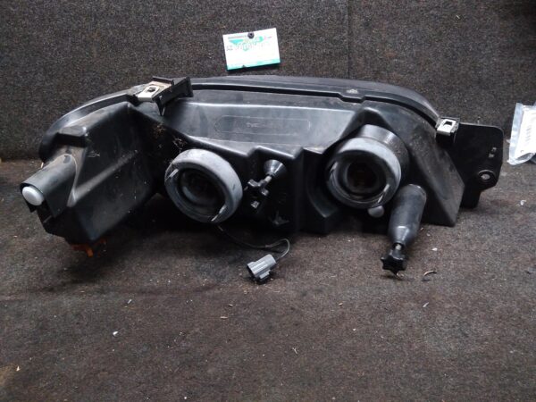 2002 FORD FALCON LEFT HEADLAMP