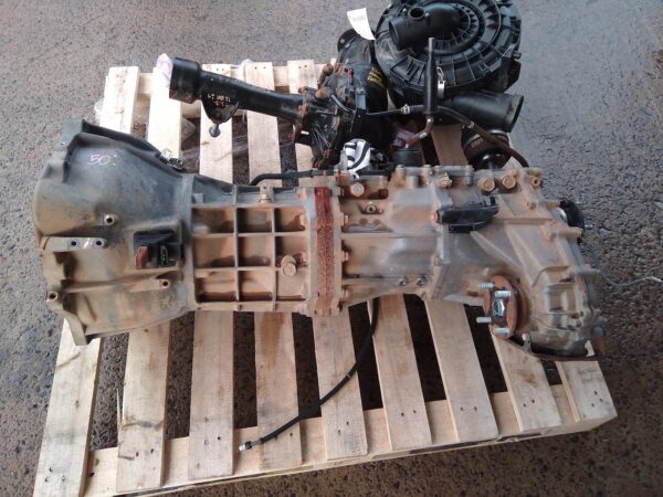 2011 TOYOTA HILUX Trans/Gearbox