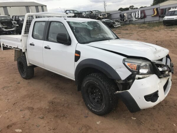 2010 FORD RANGER RIGHT FRONT DOOR WINDOW