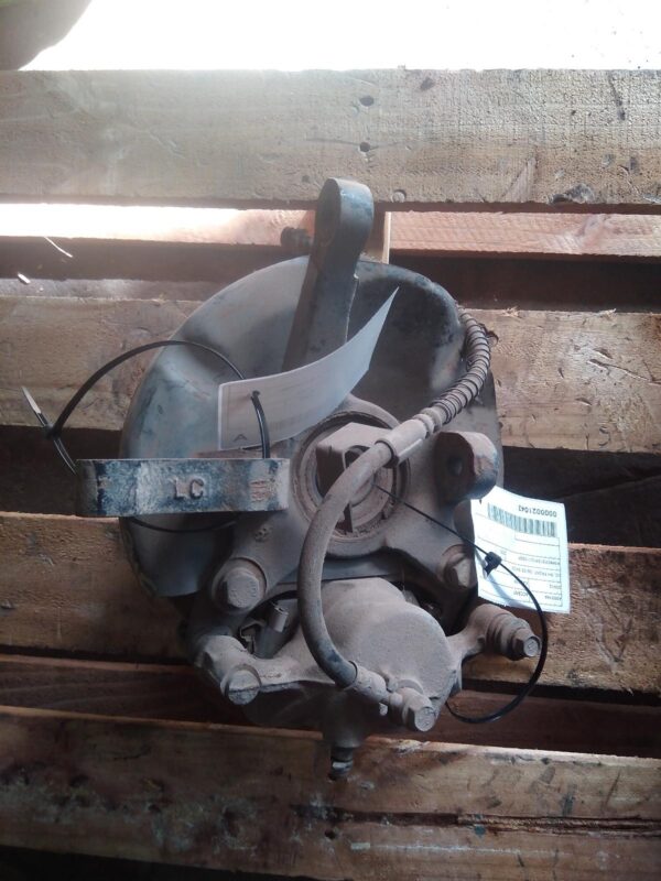 2000 HYUNDAI ACCENT RIGHT FRONT HUB ASSEMBLY