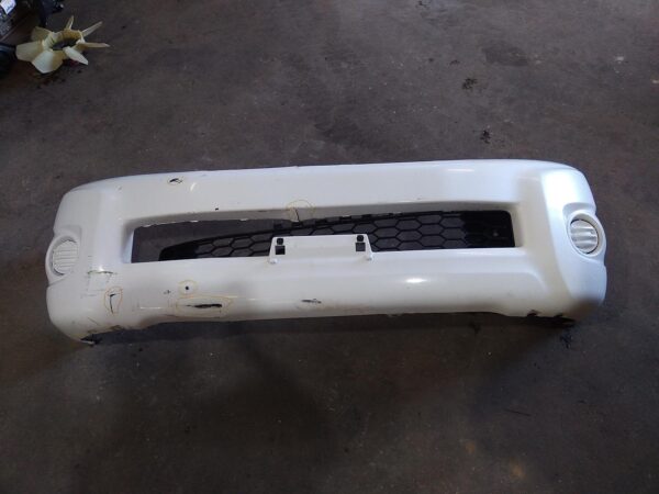 2011 TOYOTA HILUX FRONT BUMPER