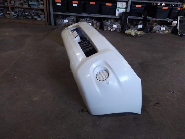 2011 TOYOTA HILUX FRONT BUMPER