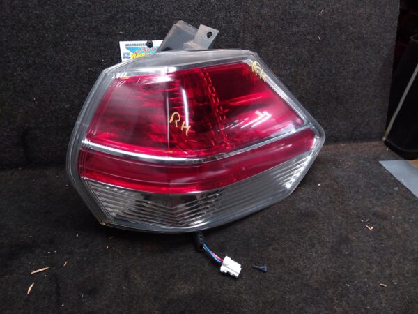 2016 NISSAN XTRAIL Right Taillight