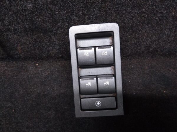 2003 HOLDEN COMMODORE PWR DR WIND SWITCH