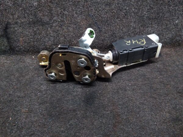 2005 HOLDEN COMMODORE DOOR/BOOT/GATE LOCK
