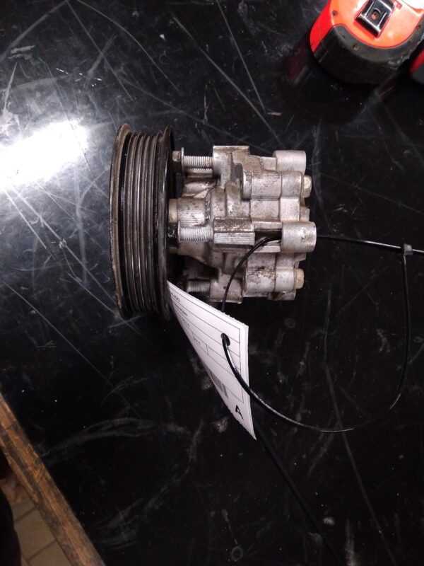 2015 HOLDEN COLORADO STEERING PUMP