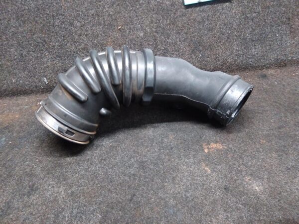 2014 JEEP GRANDCHEROKEE Air Cleaner Duct/Hos