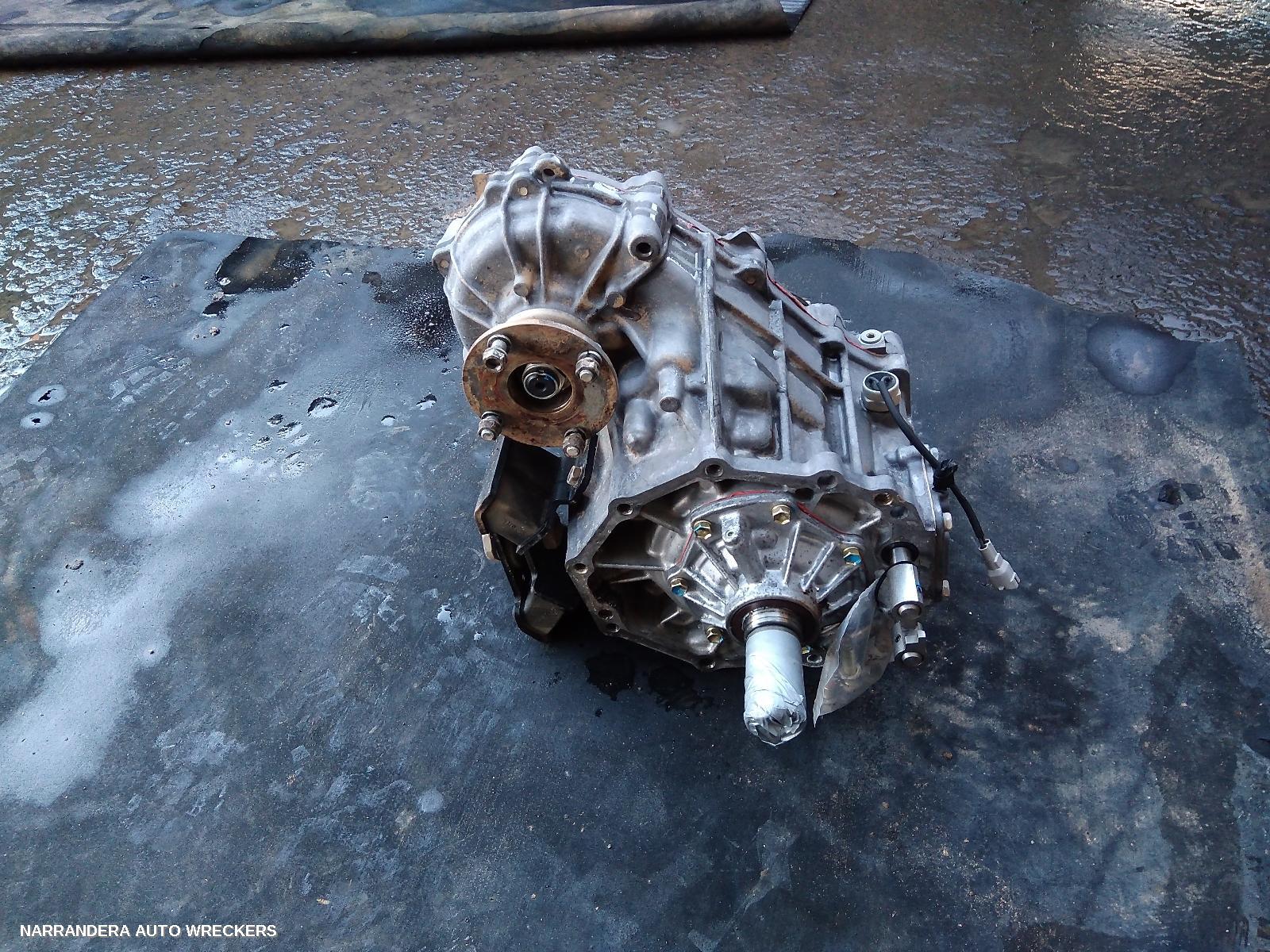 1999 TOYOTA HILUX Transfer Case