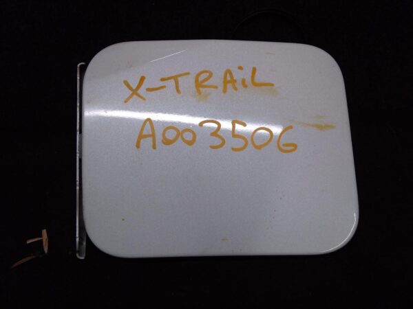 2016 NISSAN XTRAIL Fuel Door / Filler
