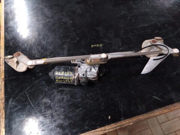 2002 TOYOTA COROLLA WIPER MOTOR