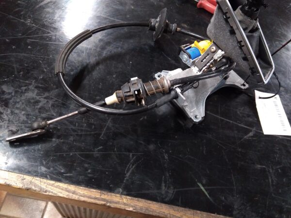 2006 HOLDEN ASTRA GEAR STICK/SHIFTER