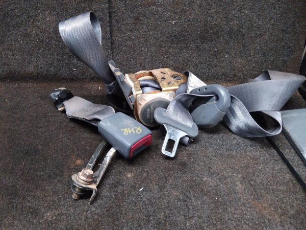 2001 TOYOTA HILUX SEATBELT/STALK