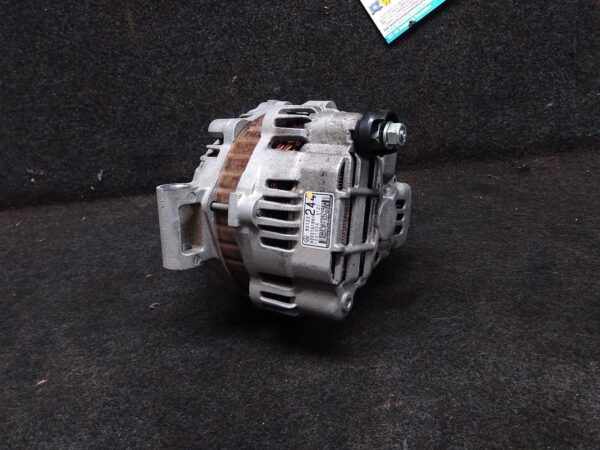 2005 HOLDEN COMMODORE ALTERNATOR