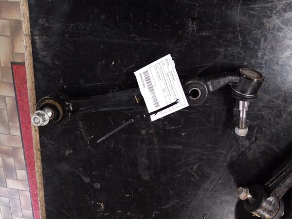 2005 FORD TERRITORY RIGHT FRONT LOWER CONTROL ARM