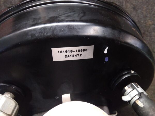 2012 TOYOTA HILUX BRAKE BOOSTER
